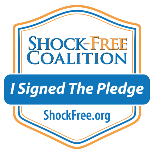 Kristie Halverson, FurBabies & Friends dog trainer, signed the shock collar free dog training pledge.