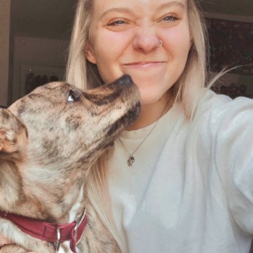 FurBabies & Friends Pet Sitter and Dog Walker Delaney Warren